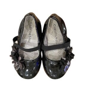 Christie and Jill Dress Shoe Shiny Black Patent Leather Floral Jeweled Size 5